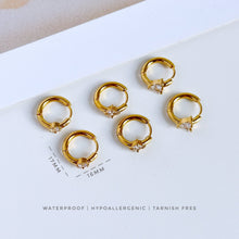 Clara Huggie Earring Earrings