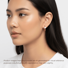 Clara Huggie Earring Earrings