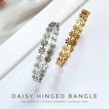 Daisy Hinged Bangle