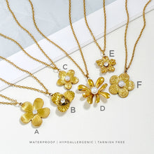 Fluer d’ Or Necklace Necklace