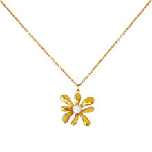Fluer d’ Or Necklace Necklace