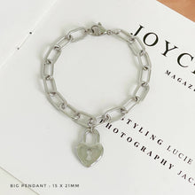 Love Oval Link Bracelet Bracelets