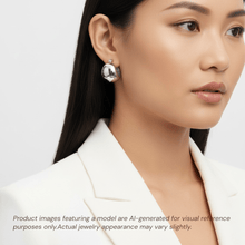 Maxi Bold Huggie Earring Earrings