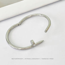 Nail Hinged Bangle