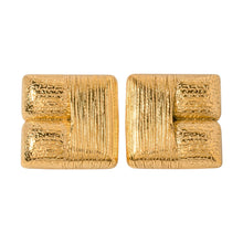 Textured Chunky Earring